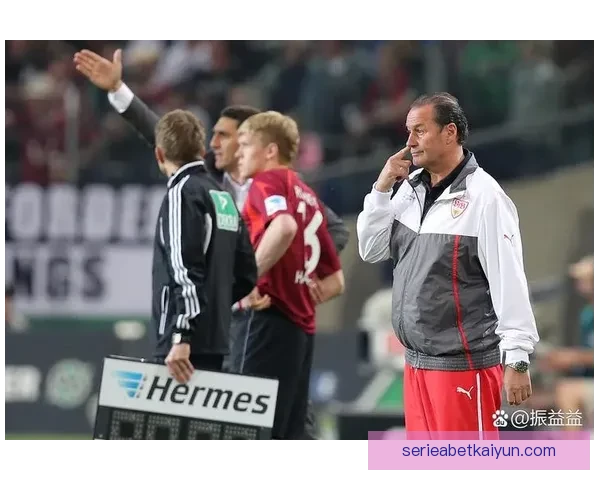 赛季统计报告揭示球队表现稳健，争冠之路充满挑战